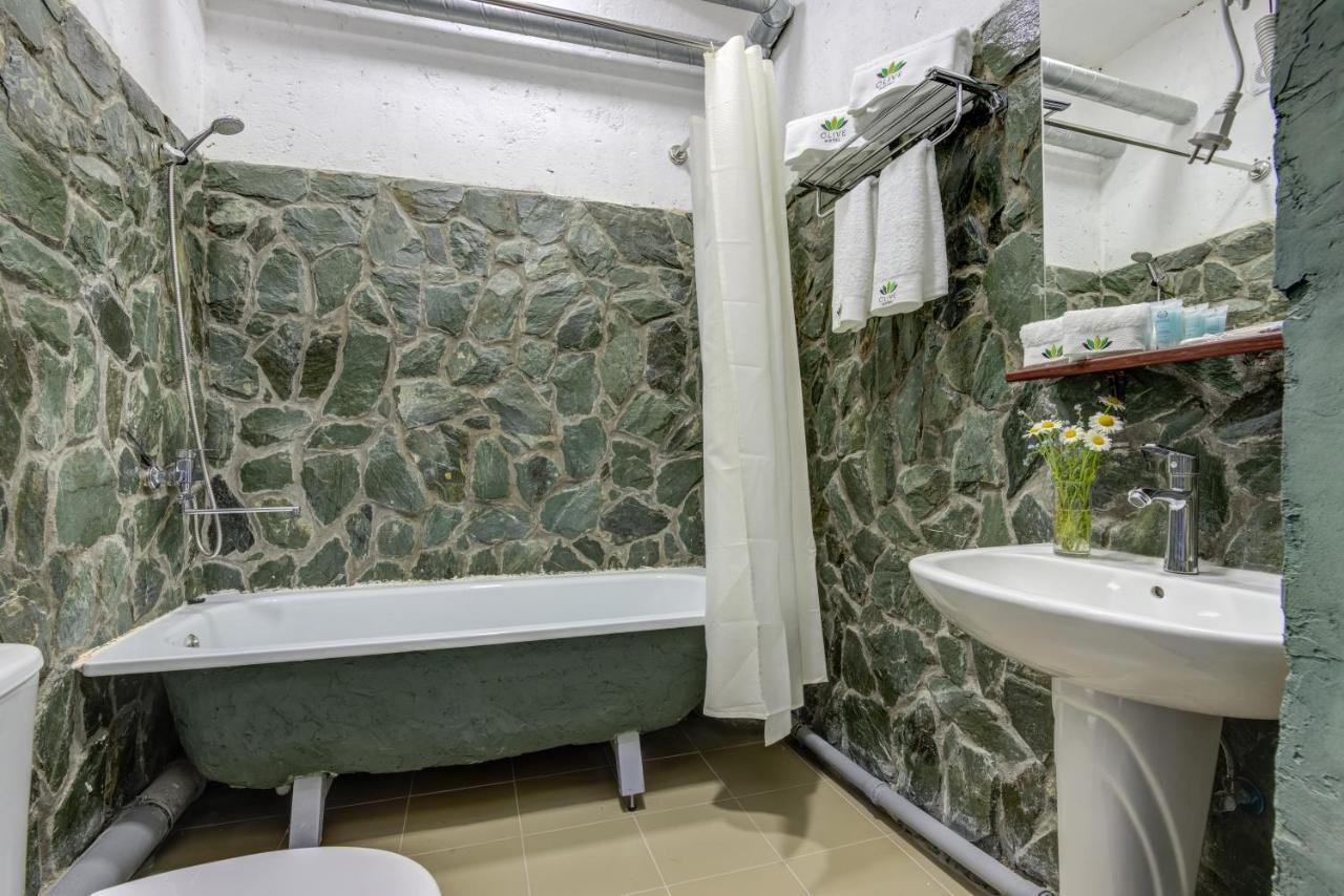 Olive Ala-Archa Hotel & Spa Verkhnyaya Alaarcha 外观 照片